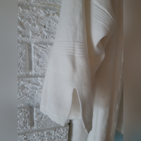 ❤Vila Milano Cream Cardigan Size small Soft and cozy - Picture 3 of 4